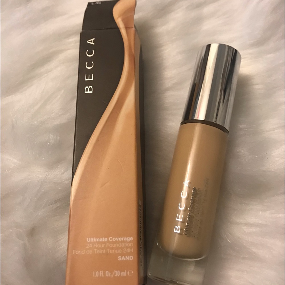 Becca ultimate coverage 24 hour foundation